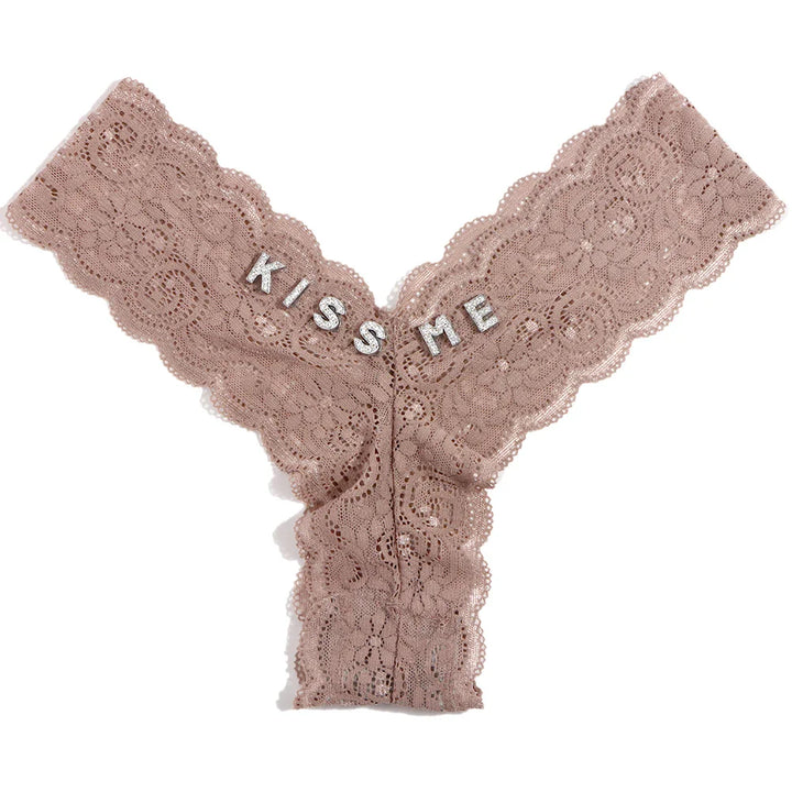 Personalizowane koronkowe stringi