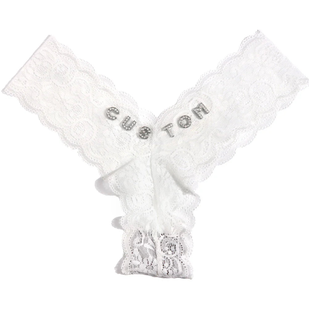 Personalizowane koronkowe stringi